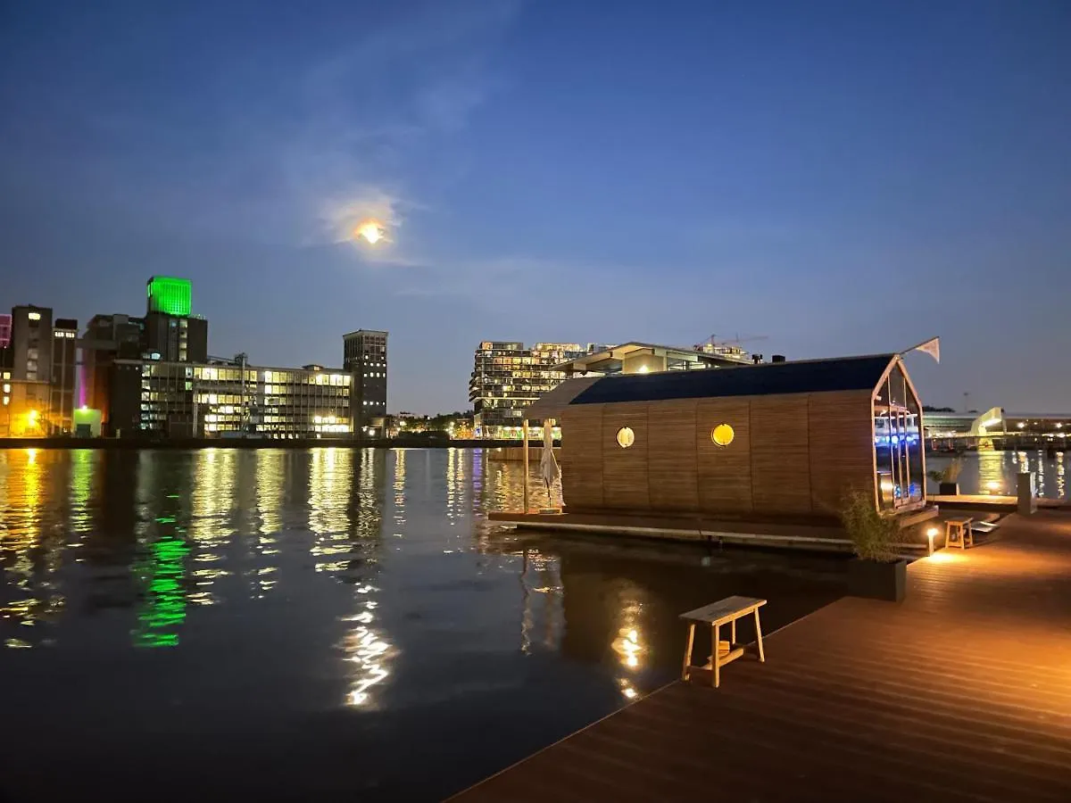 Willa Wikkelboat Nr1 At Floating Rotterdam Rijnhaven